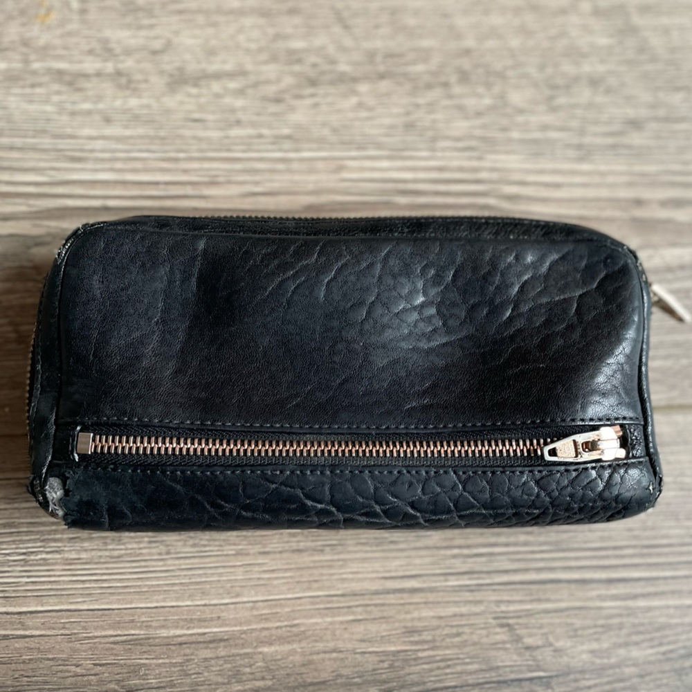 MUST GO! Alexander Wang Fumo Continental Leather wallet. Black